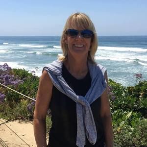 Meet your Posher, Debbie